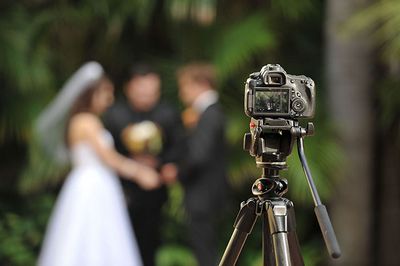 Как выбрать хорошего видеооператора на свадьбу 