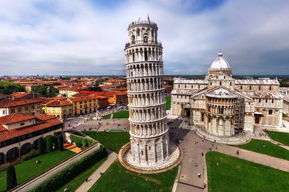 В Италии закончила падать Пизанская башня