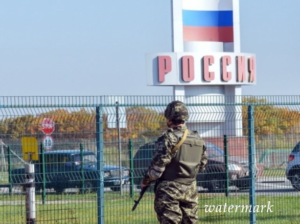 Россия не пускает украинцев сквозь границу без объяснения причин
