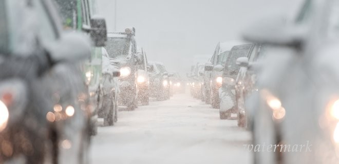 По Україні штормове попередження: сніг до 20 см і ожеледь