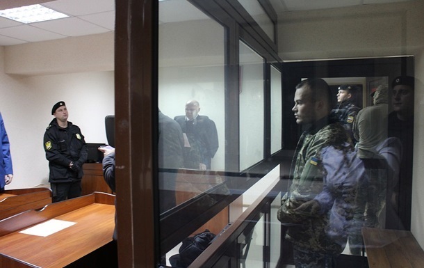 В Крыму оставили под арестом еще трех украинских моряков