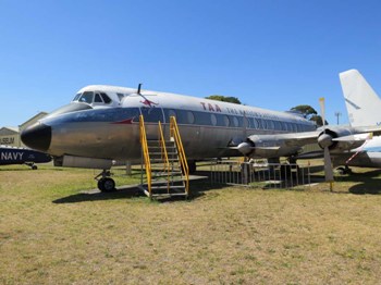 Vickers Viscount V.818 Walk Around