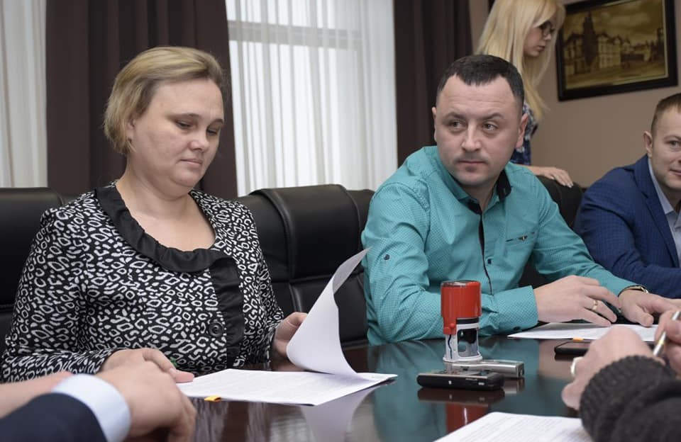Вісті з Полтави - Шість ОТГ Полтавської області підписали Меморандум про передачу земель сг призначення