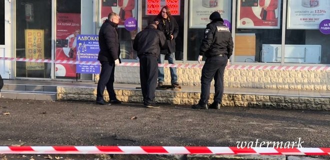 У Миколаєві біля будівлі суду розстріляли подружню пару: фото