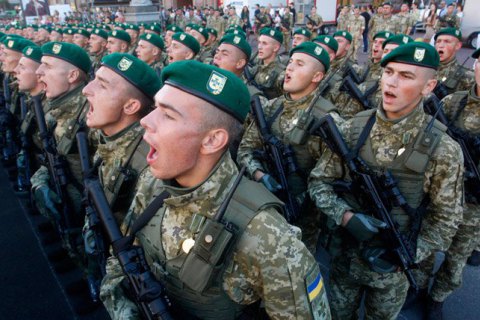 Бойцов, готовящихся к службе в полосе ООС, будут награждать премией в 3 тыс. грн