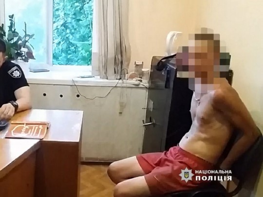 Ушибы хребта и сотрясение мозга: в Одессе пьяные дебоширы заездили полицейских(фото, видео)