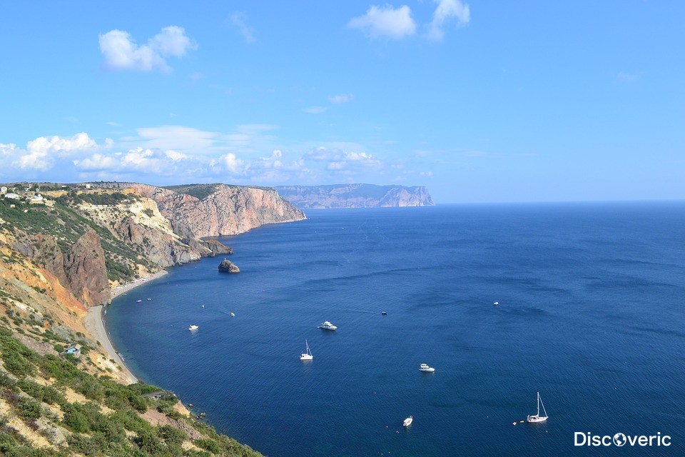 Стоит ли ехать в Крым летом: преимущества роздыха и достопримечательности полуострова