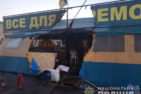 Полиция ввела личность поджигателя волонтерской палатки в Харькове