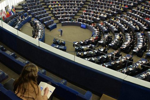 ​В Брюсселе заявили о попытках России повлиять на выборы в Европарламент