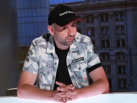 Кандидат из топ-5 списка "Слуги народа" заявил, что не уважает Коломойского и вбил свою позицию