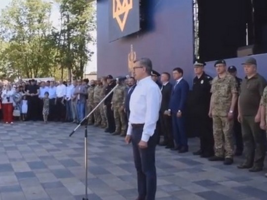 Тарута дважды наименовал украинских военных боевиками: в сети показали скандальное видео