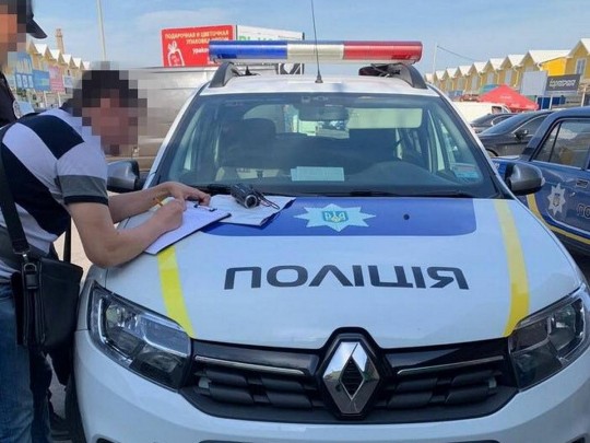 «Крыша» для пьяных водителей: в Одессе копы попались на взятке