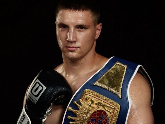 Непобедимый украинский тяжеловес Сиренко нокаутировал в ЮАР боксера из России: абсолютное видео боя