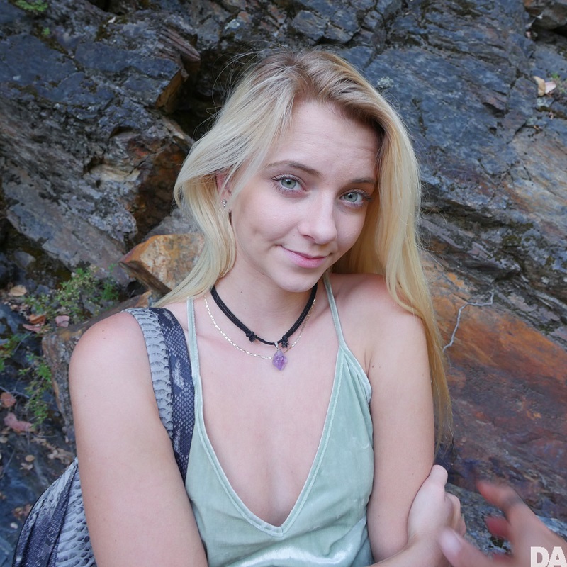 Riley Star Sex With a GirlFriend Near The Waterfall SD 360p