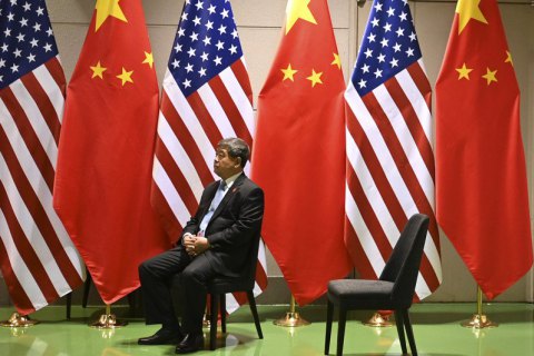 Трамп и Си Цзиньпин договорились возобновить торговый диалог