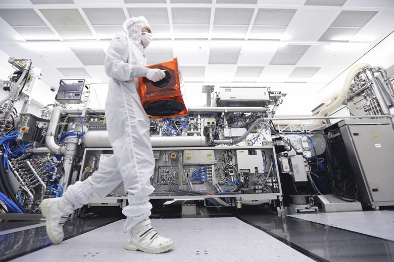 У Samsung готова 7-нанометровая технология EUV