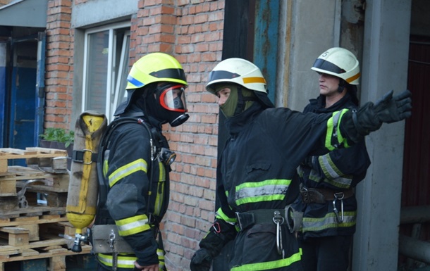В Луганской области эвакуировали более 60 человек из аварийного дома