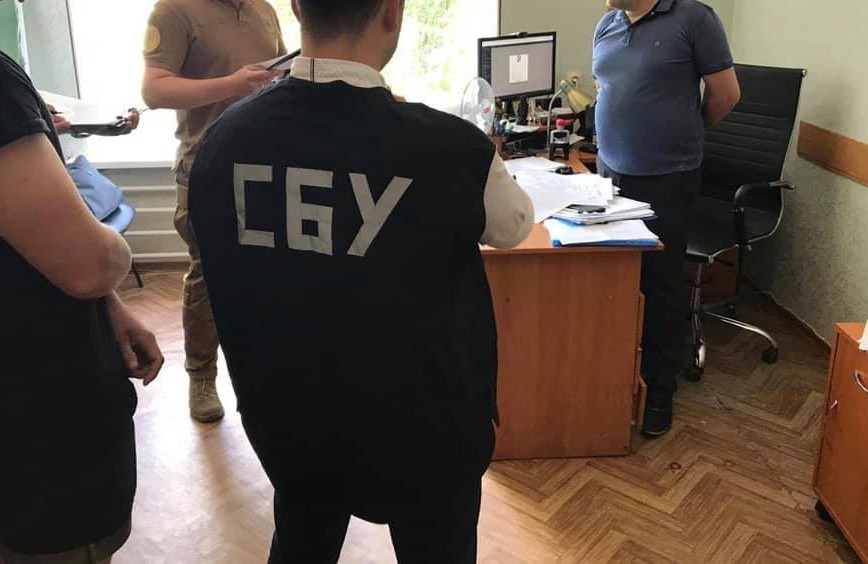 Вісті з Полтави - СБУ затримала на хабарі шефа Полтавського райвідділу Державної виконавчої служби
