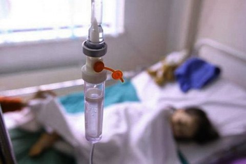 После отравления в летнем стане под Одессой в больницы обратились 56 человек