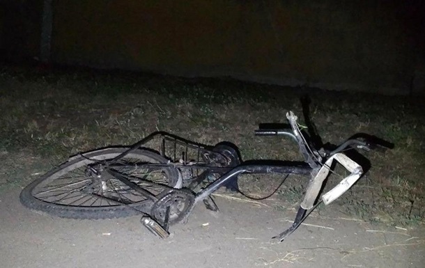 В Запорожской области водитель насмерть сбил двух велосипедистов