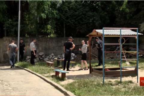Во Львове во времена ремонтных работ обрушилась стена детсада, погиб рабочий