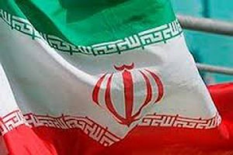 Иран застопорил два танкера в Ормузском проливе
