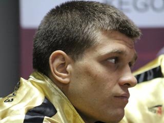 Деревянченко хочет получить 5,5 млн долларов за бой с Головкиным