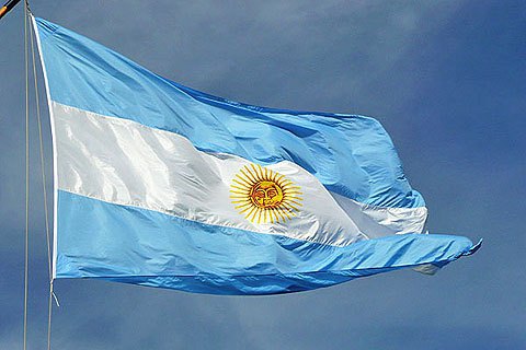 В Аргентине после президентских праймериз рекордно обвалились фондовый базар и песо