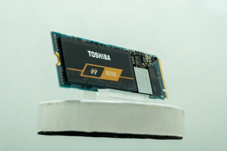 Toshiba привезла на IFA 2019 новоиспеченные SSD со скоростью до 3400 МБ/с