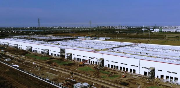 Строительство Гигафабрики в Китае скоро завершится: как сейчас выглядит завод Tesla