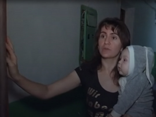 В Ровно мужчина зверски избил жену и шестимесячного отпрыска(видео)